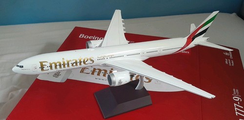 Emirates boeing 777x 200 - 777x-9, 1:200