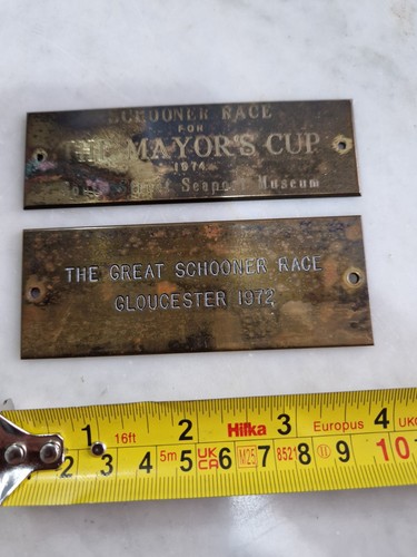 Vintage brass plaques - 2x,
