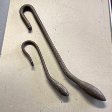 VINTAGE FORGED CAST IRON HEAT