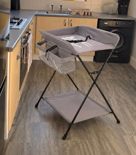 Foldable metal baby changing - metal,