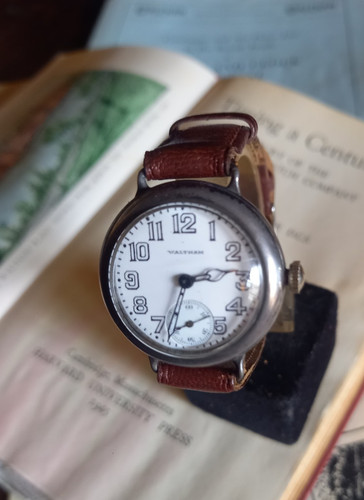 Waltham trench watch 1917 - waltham, in