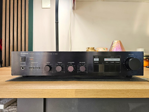 Yamaha 300 natural sound - natural,