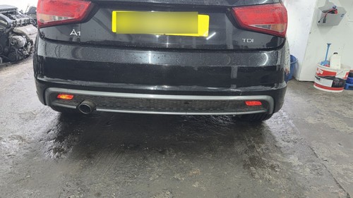 Audi line black rear - a1,