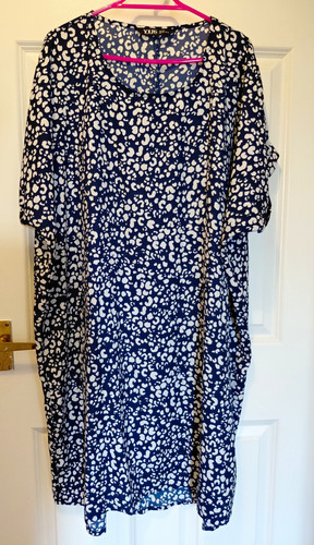 Blue white floral - blue,