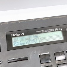 ROLAND R-8 Human Rhythm
