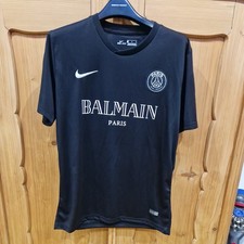 Nike Balmain Paris