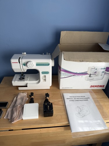 Janome dmx100 petite compact - petite,
