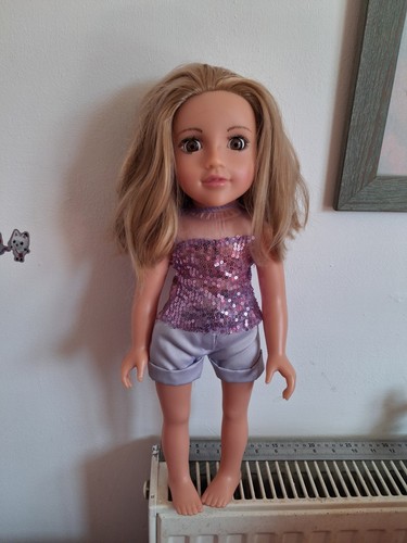 Designafriends doll - designafriends,