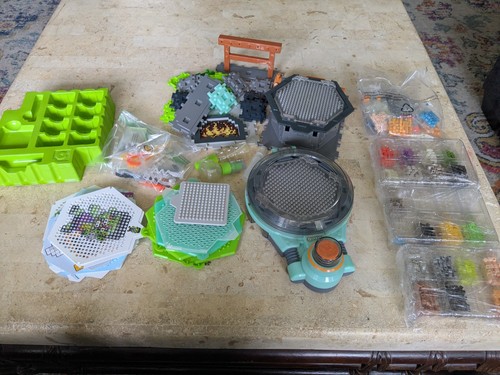 Qixels lot w beads - qixels, 2d