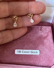 18ct yellow gold heart stud