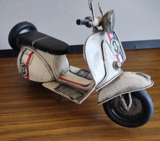 Vintage Vespa Art Classic