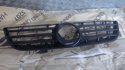 Polo grille 2005 genuine - vw,