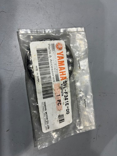 New genuine yamaha mt125 - genuine,