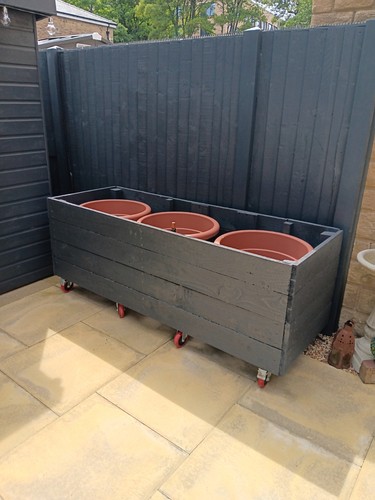 Xtra large planter - planter, on