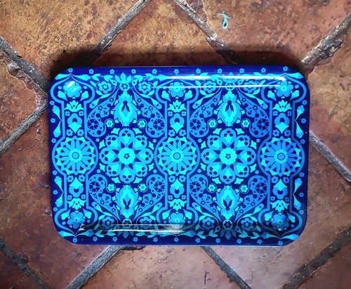 Toleware tray retro design - toleware,