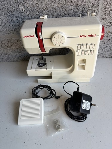 Janome sew white - white, mini