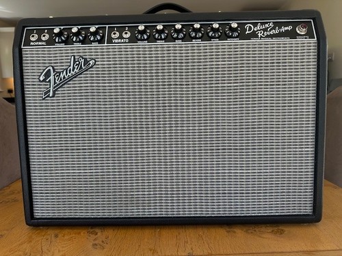 Fender deluxe reverb amp - 65,