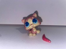 Littlest Pet Shop Custom Kitten (WITH ACCESSORY)