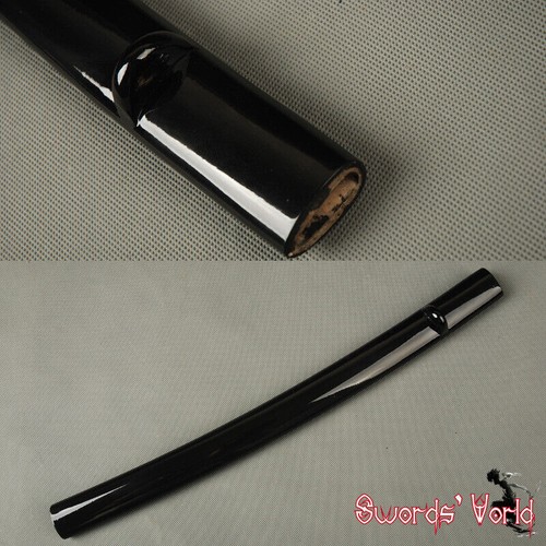 Glossy black lacquered - glossy,
