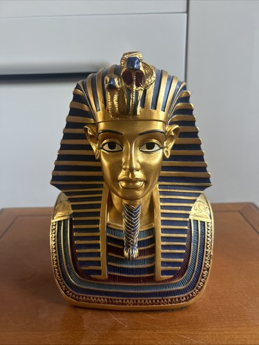 Tutankhamun bust - tutankhamun,