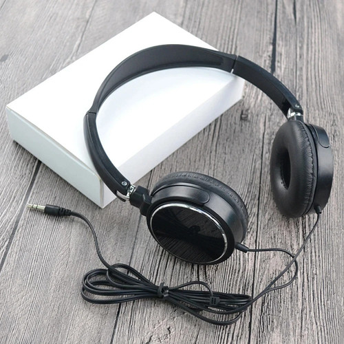 Wired headphone over ear - headphone,