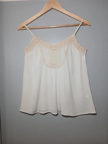 Entro cream embroidered