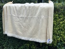 Witnedown vintage Marlborough merino blanket pure new wool lemon / cream colour