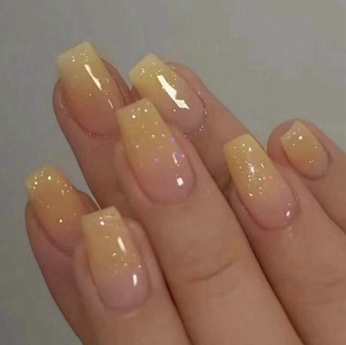 Medium coffin pale yellow - 24,