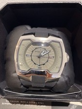 Iconic POLICE Analog