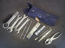TOOL SET HONDA VT250F 1983
