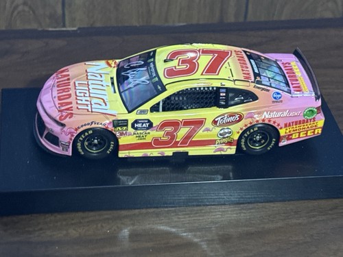 Signed chris buescher 2019 37 - chris,