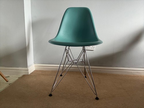 Authentic vitra eames dsw - 1,