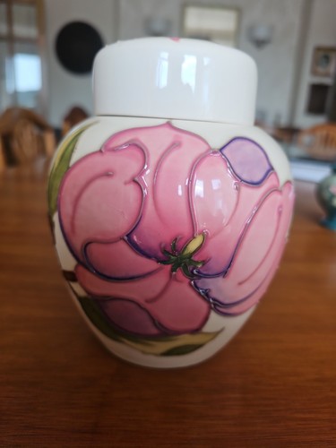 Moorcroft magnolia ginger jar - magnolia,