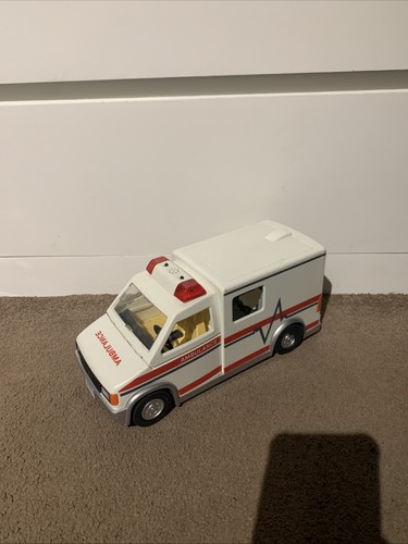 Playmobil 5952 ambulance - 5952,