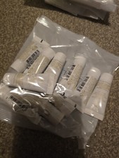 Y$L B 70 Touche Eclat Glow