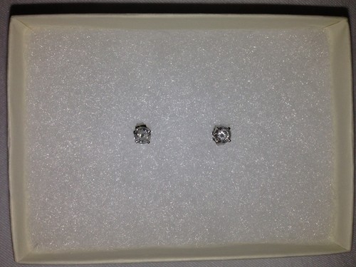 Women 50ct half carat round - .50ct,
