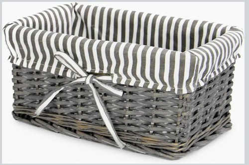 Small grey wicker hamper - small,