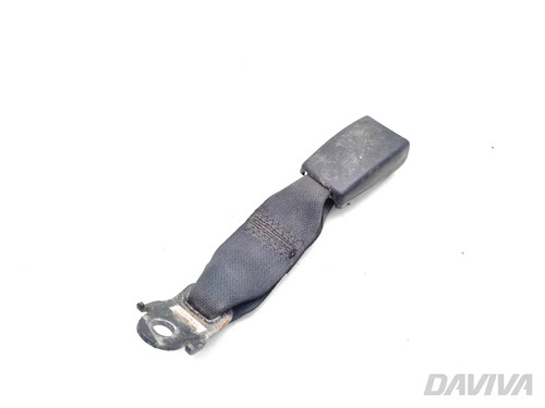 Mitsubishi l200 rear seat belt - mitsubishi,