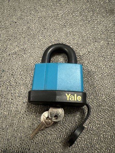 Chunky yale padlock keys - yale,