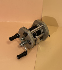 Vintage Fishing reel  Milwards