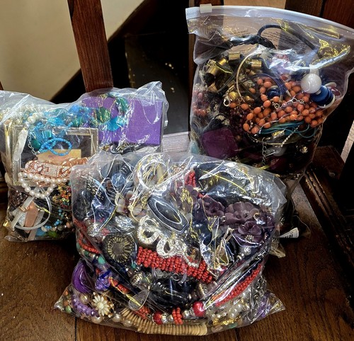 Job lot costume jewellery - job,