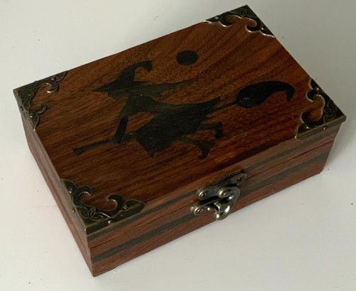 Rustic witch motif