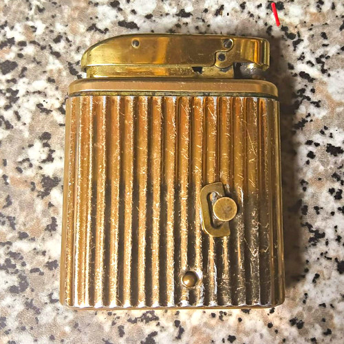 Collsul pocket lighter with