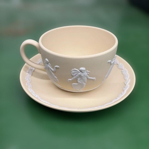 Wedgwood jasper yellow dancing - yellow,