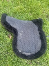 Nuumed Wool Lined Black Numnah