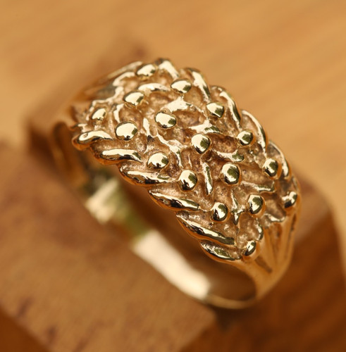 9ct solid yellow gold - 9ct,