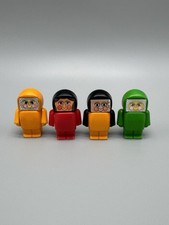 Vintage 1975 CBS Creative Playthings Plastic Toy Figures 2" Tall Lot Of 4