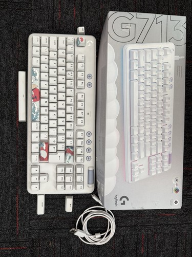 Logitech g713 wired keyboard - wired,