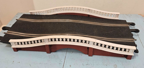 Classic scalextric scale - 1:32,