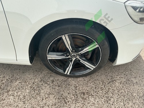 2017 volvo v40 alloy wheel - v40,